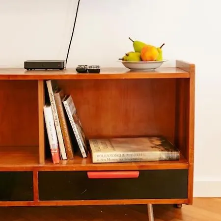 Apartment Retro Vibe In The District Of