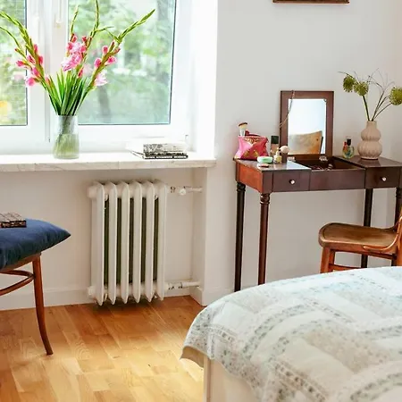 Apartment Retro Vibe In The District Of