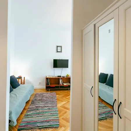 Apartment Retro Vibe In The District Of *